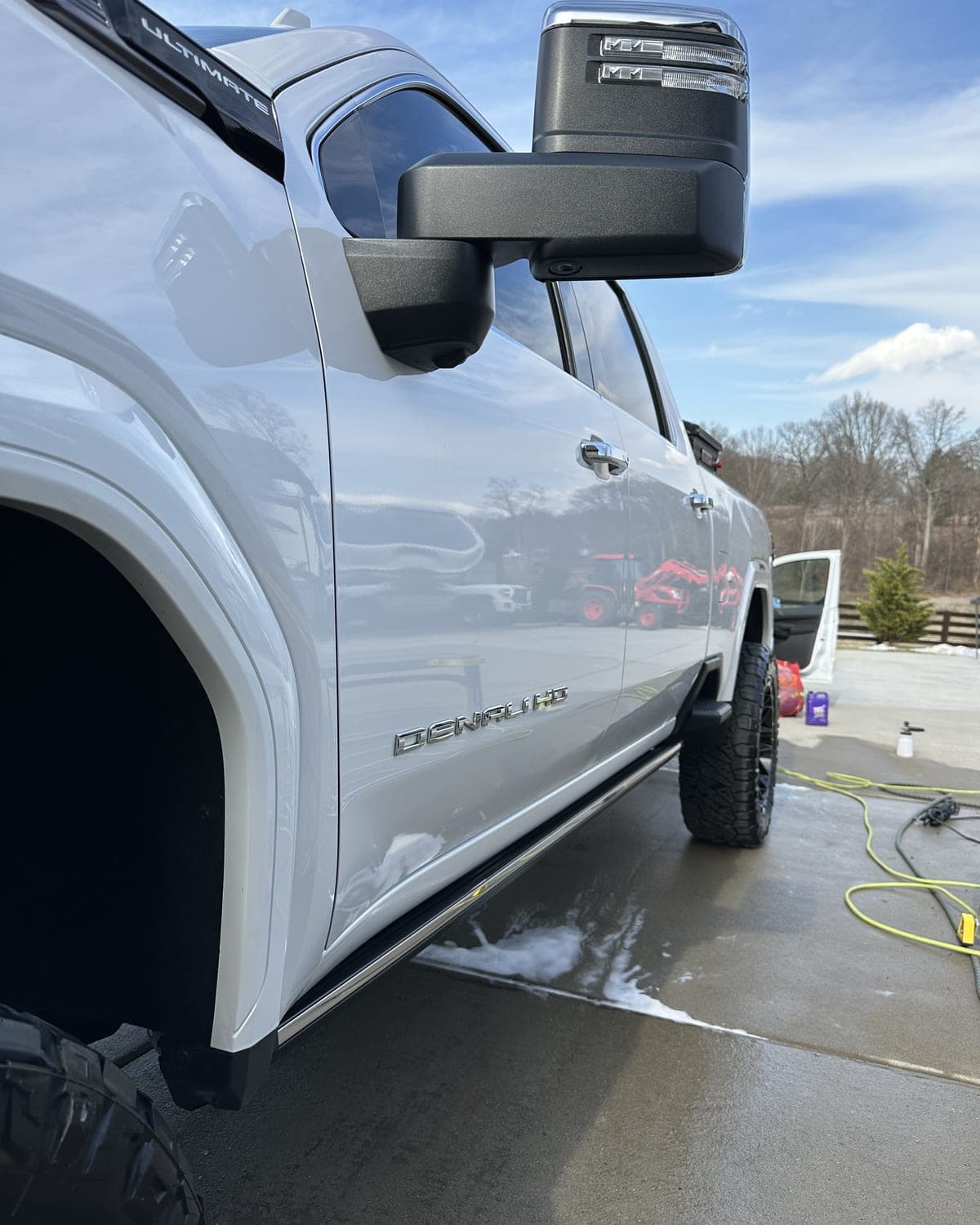 White Denali HD, side, after